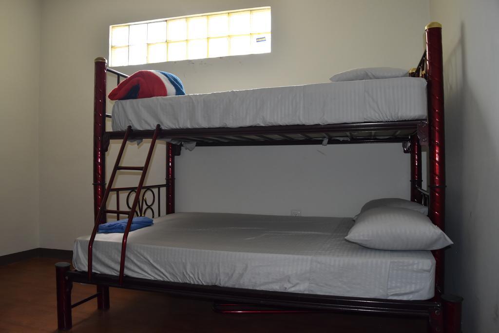 Hostal Casa Purpura Керетаро Экстерьер фото