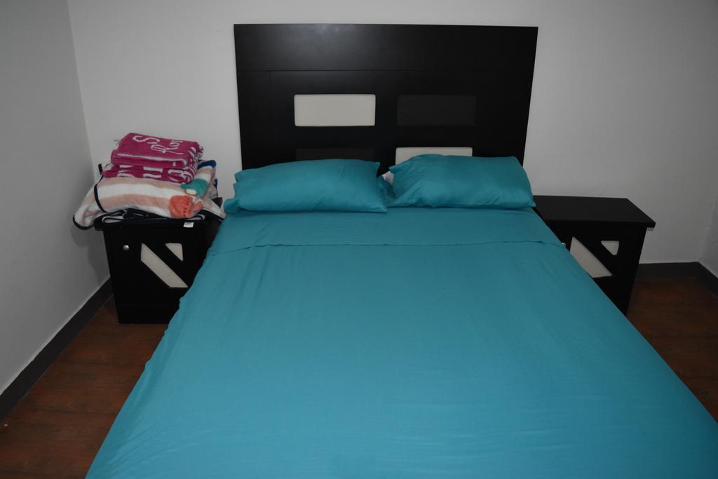 Hostal Casa Purpura Керетаро Экстерьер фото